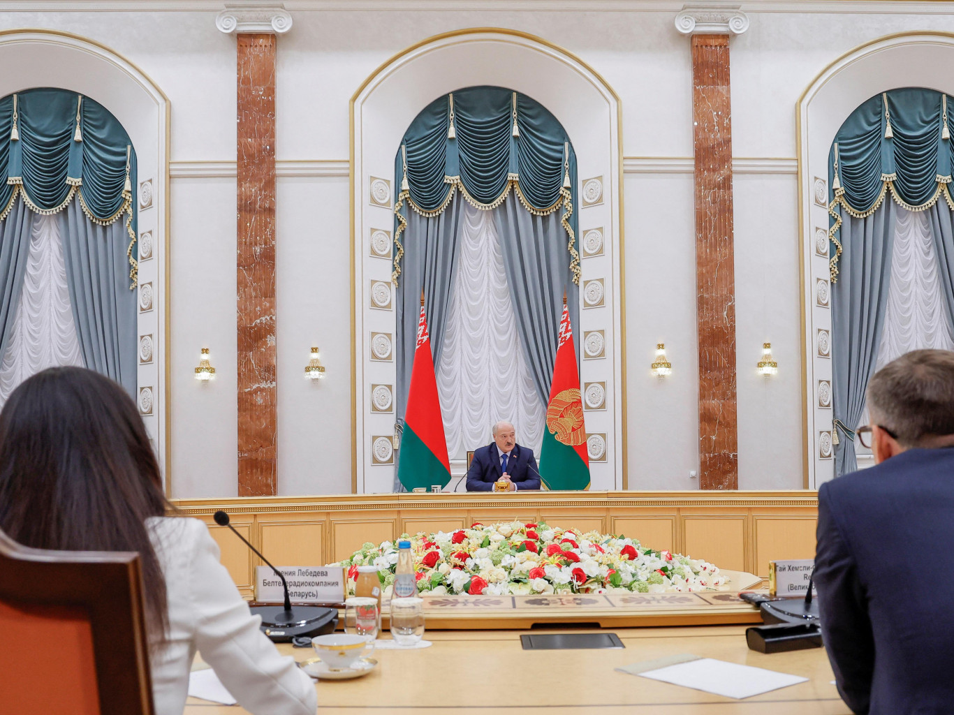Фейки недели: бомбическая пресс-конференция Лукашенко, одиночество и анафема Зеленского