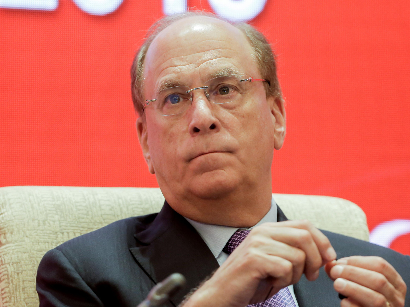 Nazism Accusations Against US Financier Lawrence Fink Fact-checked. Look at ONT Host's Statement