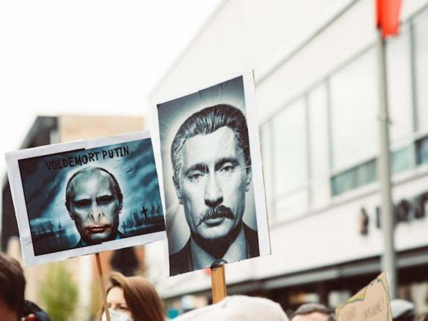 Сысці ў адстаўку ці вярнуць Стаўку? Што Уладзімір Салаўёў прапанаваў Пуціну