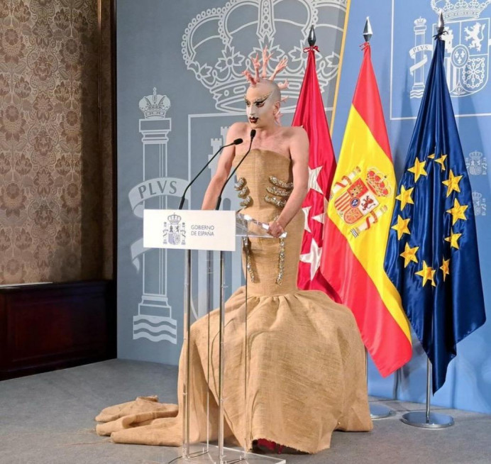 Drag Queen was Misidentified as Spanish Lawmaker by Outlet “Minskaya Pravda”