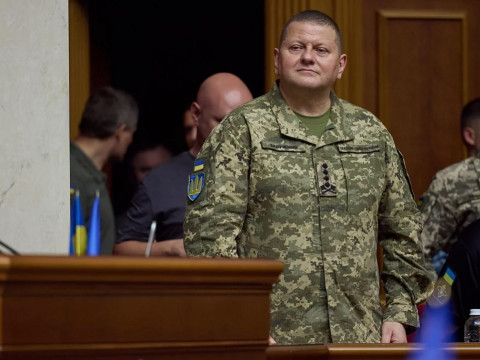 “Former Ukrainian Commander-in-Chief Implicated in Corruption Scandal”: Fake News from ‘Minskaya Pravda’ Exposed