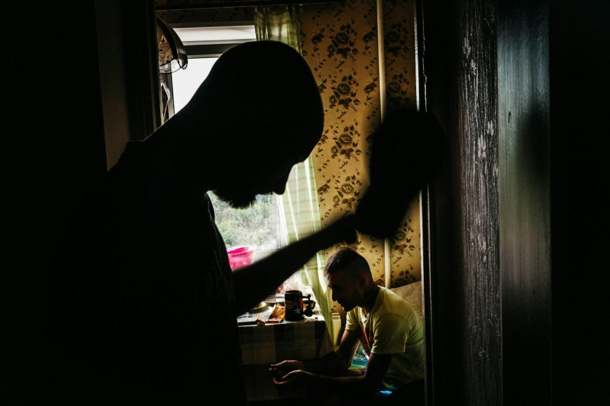 Azaryonok attributed more than half of Russia's thefts and rapes to migrants. We checked how far off he was