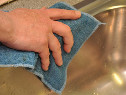 «Навуковыя мігранты» па-беларуску: лічбы супраць дэкларацый