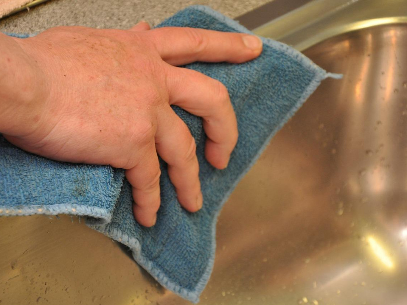 «Навуковыя мігранты» па-беларуску: лічбы супраць дэкларацый