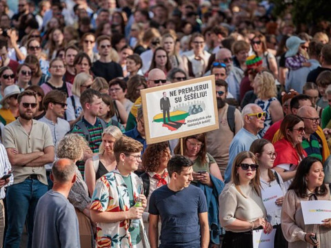 ZhS Premium passed off new protests in Lithuania as old ones and distorted their cause