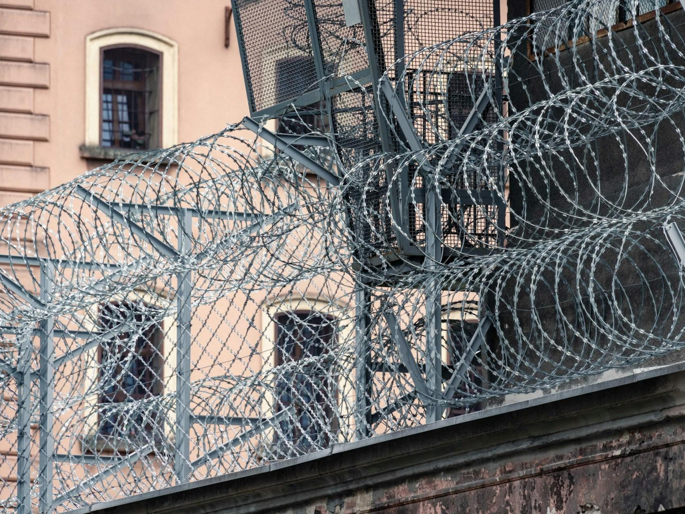 «Евросоюз — тюрьма народов!» «ЖС premium», рассказывая о миллионе заключенных, запутался в территориях