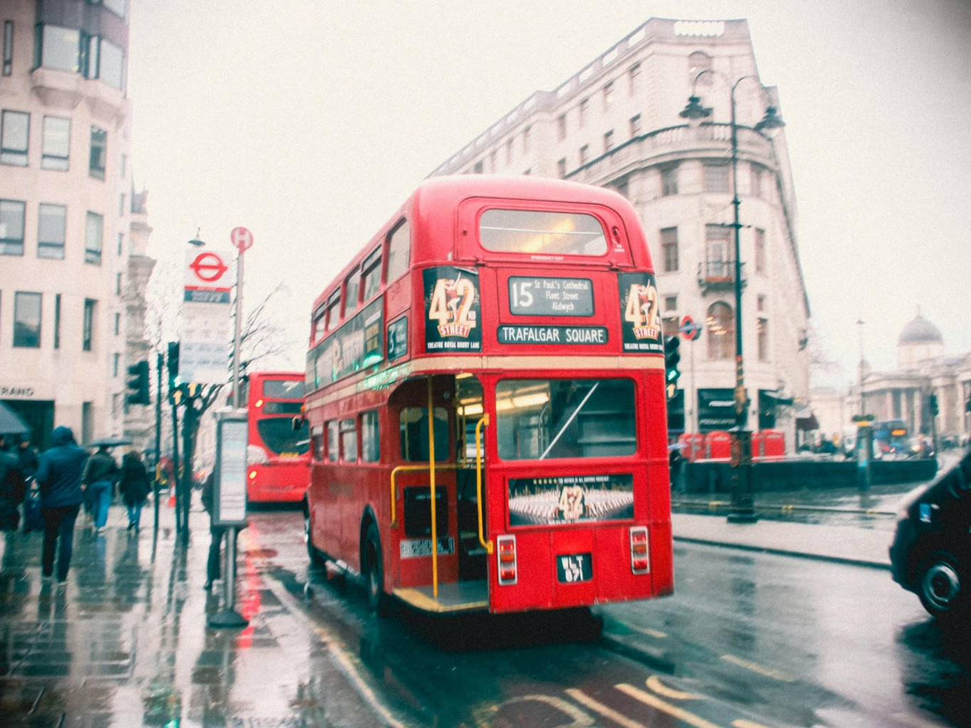 Тры фэйкі ў адной перадачы. Рэдактар «Менскага кур'ера» не разабраўся, што, калі і чаму забаранілі ў Вялікай Брытаніі