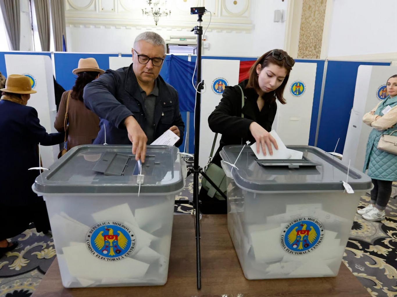 Stretching the truth about the election. How the dean of the Journalism Department exaggerated the popularity of pro-Russian forces in Moldova