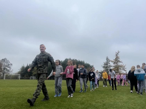 On BT, training at a military school camp was presented as the militarization of Polish children