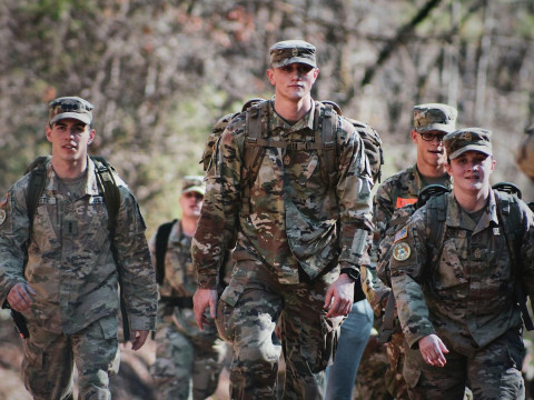 Американские военные сидели на шее у Европы? Декан журфака раскрыл подробности шатдауна, которых не было 