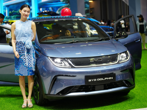 Shpakouski, a Belarusian MP, said that Europe is driving Chinese cars. We checked the EU’s sales statistics