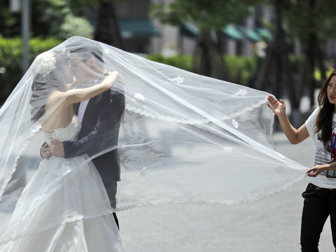 “Having more than one husband is permitted.” A Belarusian radio guest twisted China’s marriage norms