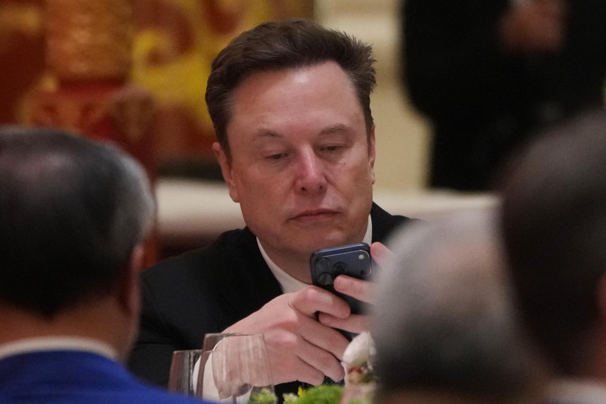 Azaronak found a “Nazi trace” in Elon Musk’s name. We verified it