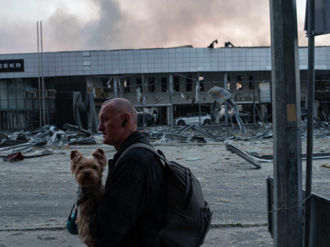 «Просто пусть остановят боевые действия». На «Радио-Минск» исказили данные украинской социологии