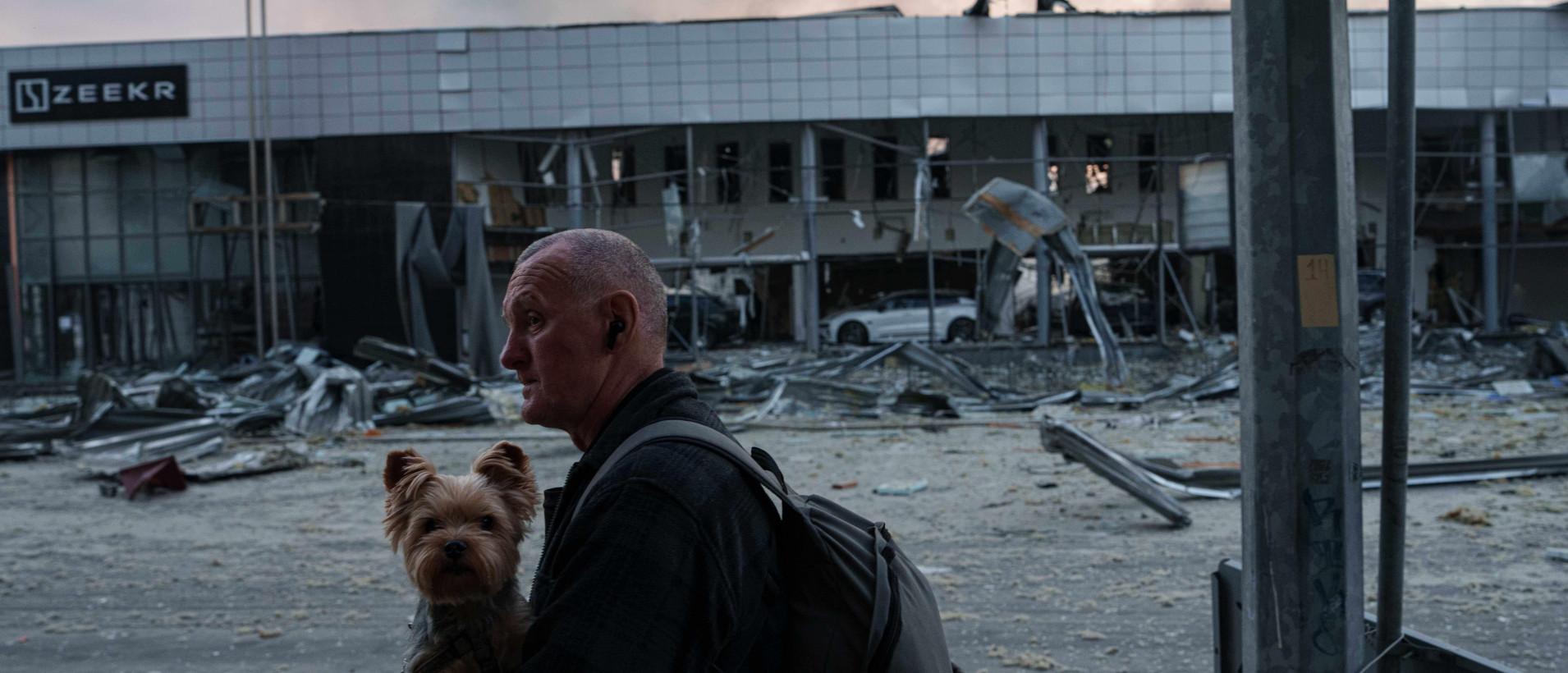Top fakes of the week 13 June “Just let them stop the fighting” A guest on Radio-Minsk distorted Ukrainian sociological data The majority of Ukrainians oppose withdrawing the Armed Forces of Ukraine from Donetsk Region in exchange for security…