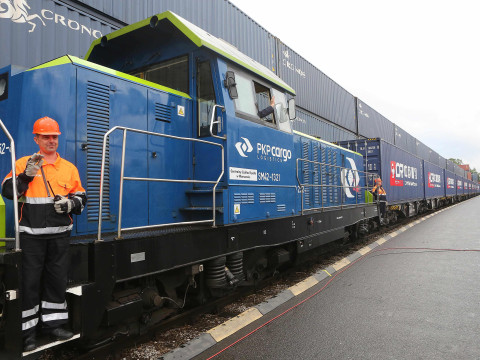 Петровский связал модернизацию железнодорожного узла в Польше со сделкой Трампа по беларусскому калию. Проверили даты — не сходятся