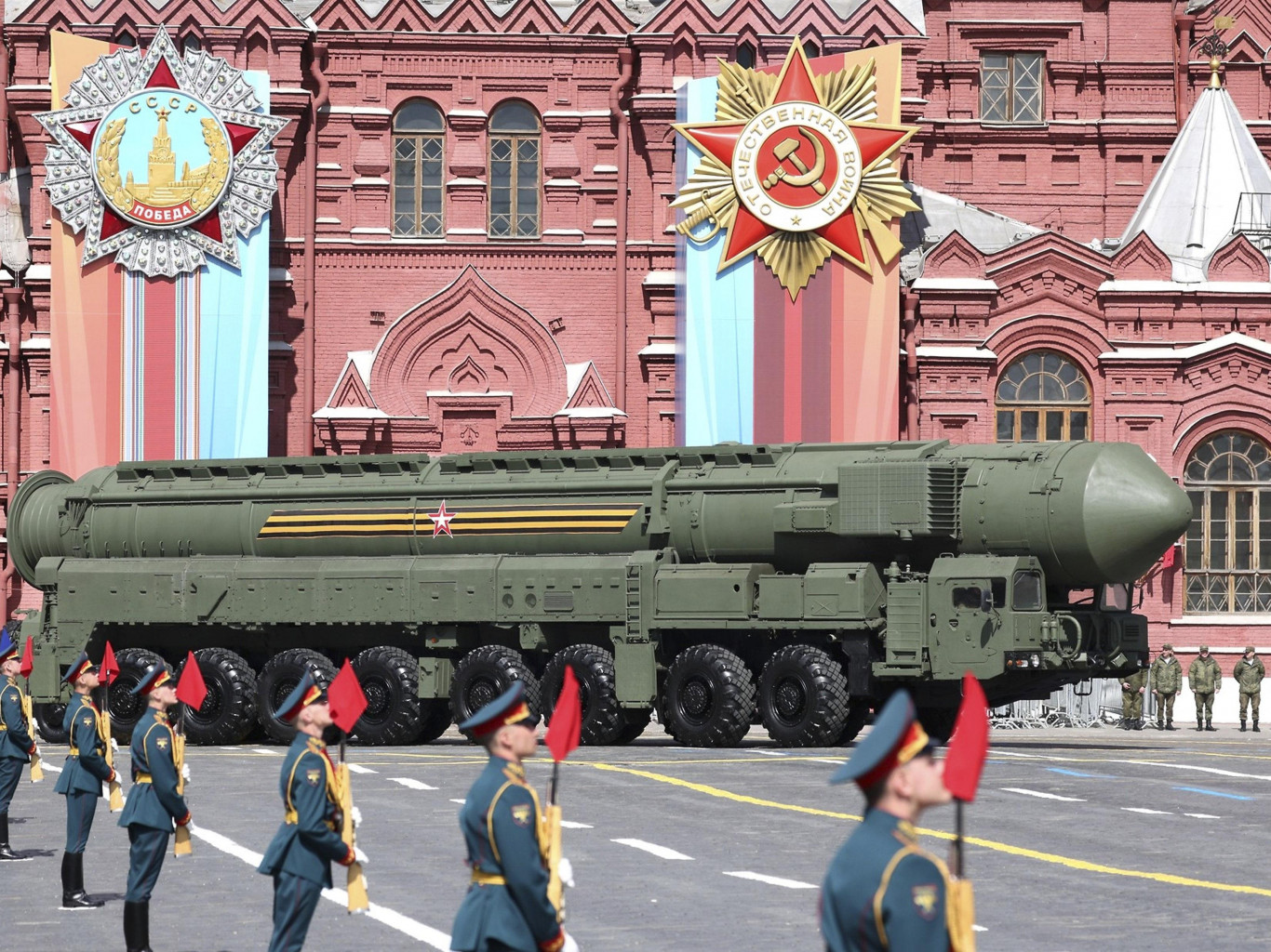 Военный эксперт назвал потенциальные места размещения ядерного оружия в Беларуси
