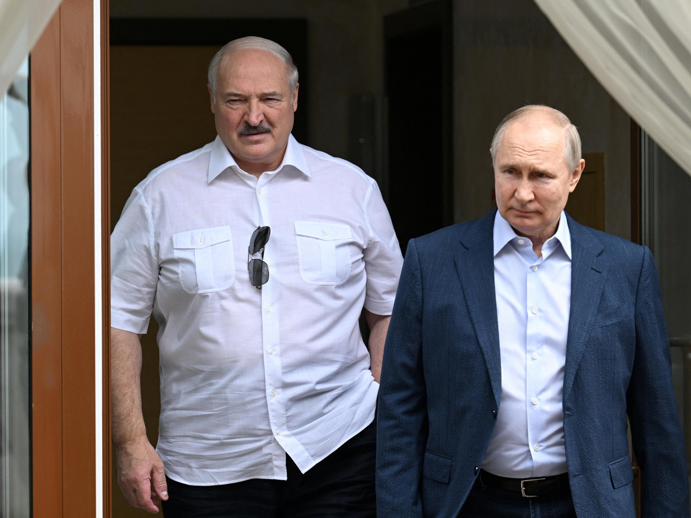 Лукашенко видится с Путиным и российскими чиновниками чаще, чем проводит встречи по беларусской повестке