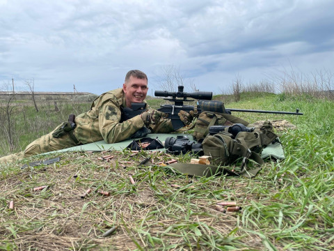 Бывшие силовики и уголовники. Что за белорусы воюют в Украине на стороне России