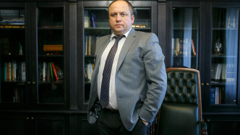 Коррумпированный рыцарь. Какими бизнесами владеет и зачем оформляет их на ксёндза приближённый к Лукашенко бизнесмен Зайцев